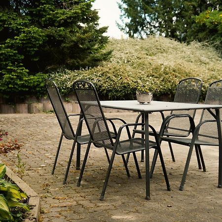 Idyllische Ferienwohnung Im Kalletal エクステリア 写真