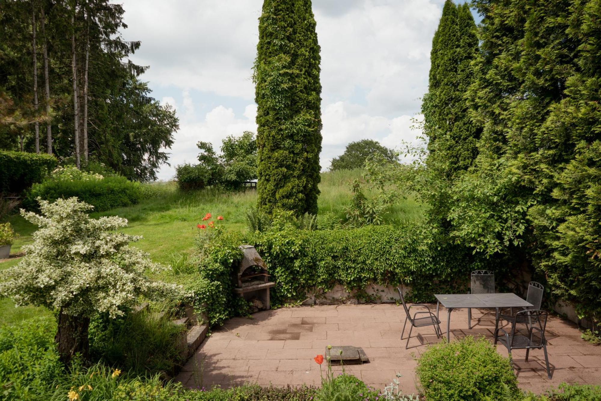 Idyllische Ferienwohnung Im Kalletal エクステリア 写真